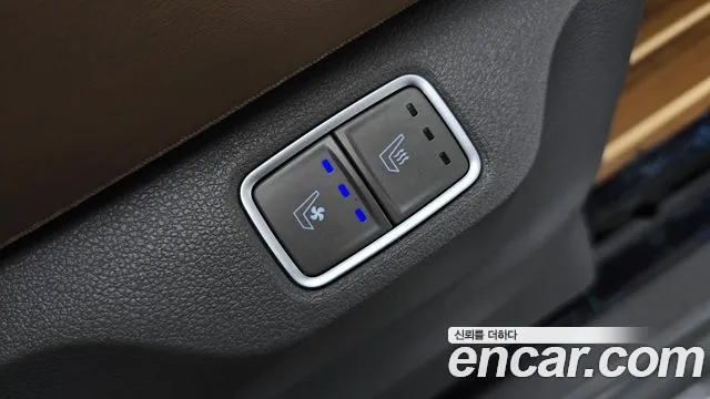 Hyundai Staria Staria 4WD Lounge 9 мест — Фото автомобиля 19