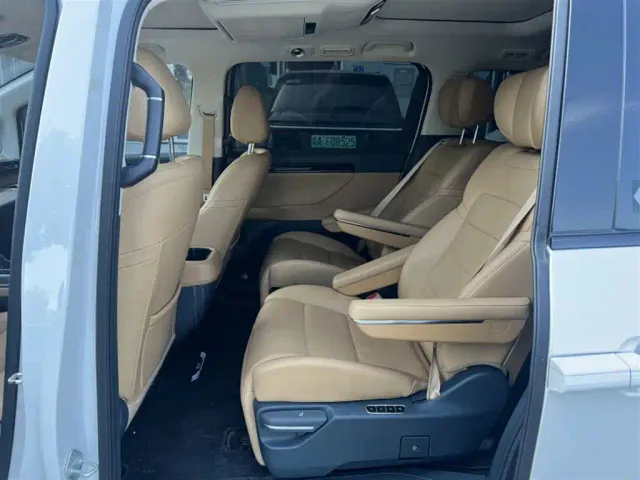 GAC Trumpchi E8 — Фото автомобиля 6