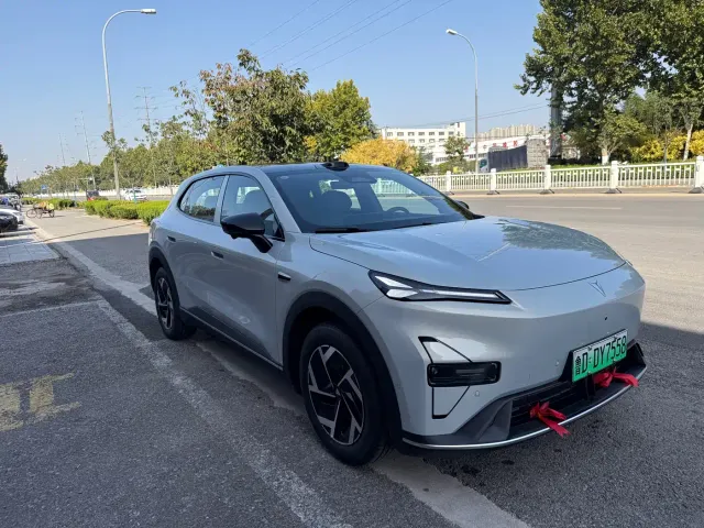 Deepal S05 — Фото автомобиля 3