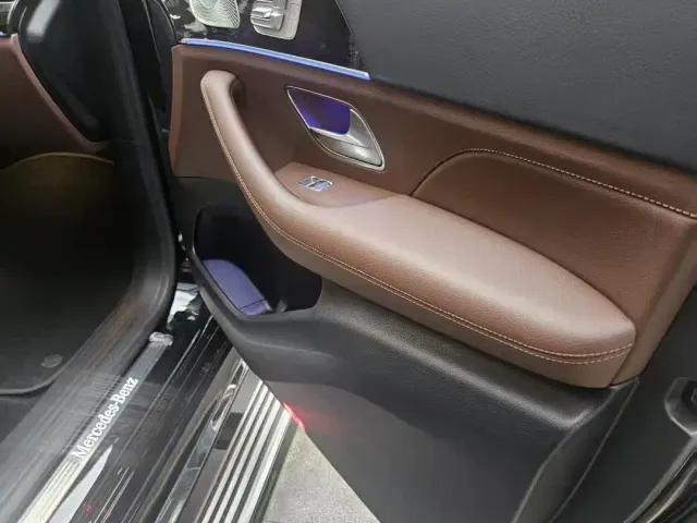 Mercedes-Benz GLE-Class — Фото автомобиля 4