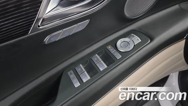 Genesis GV80 — Фото автомобиля 25