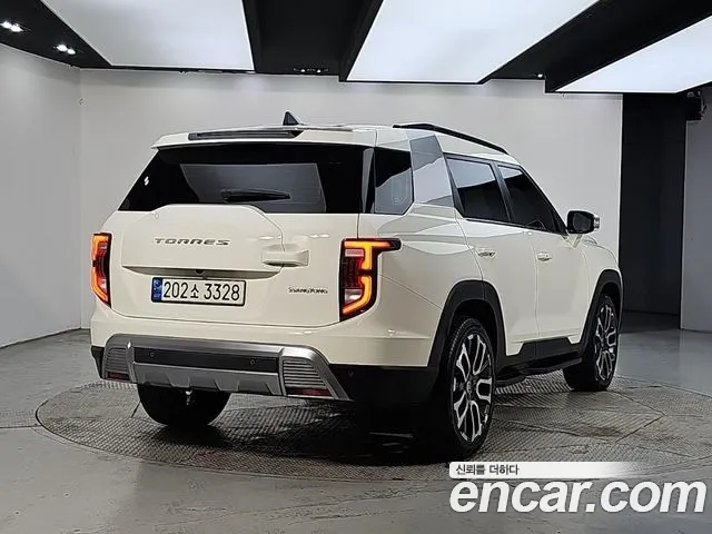 KGM Torres — Фото автомобиля 4