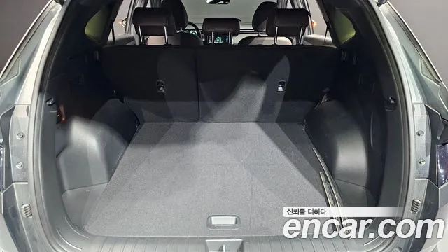 Hyundai Tucson Tucson (NX4) Бензин 1.6 турбо 2WD — Фото автомобиля 16