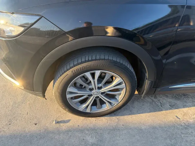 Buick Envision Plus — Фото автомобиля 4