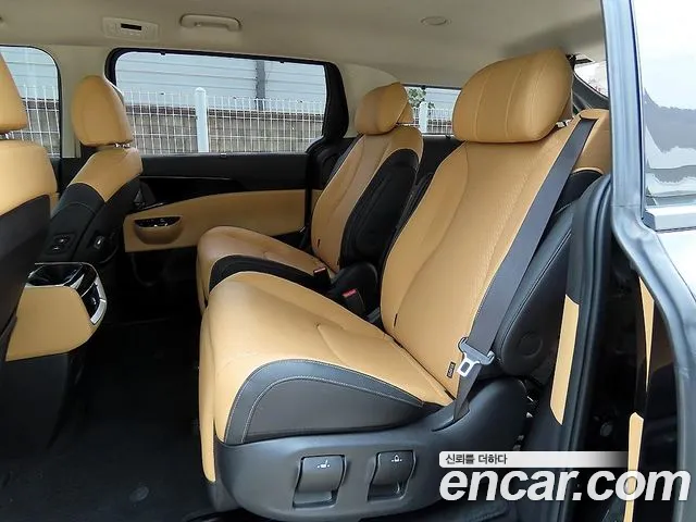Kia Carnival 4th Gen — Фото автомобиля 6