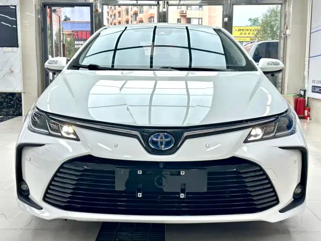Toyota Corolla — Фото автомобиля 2