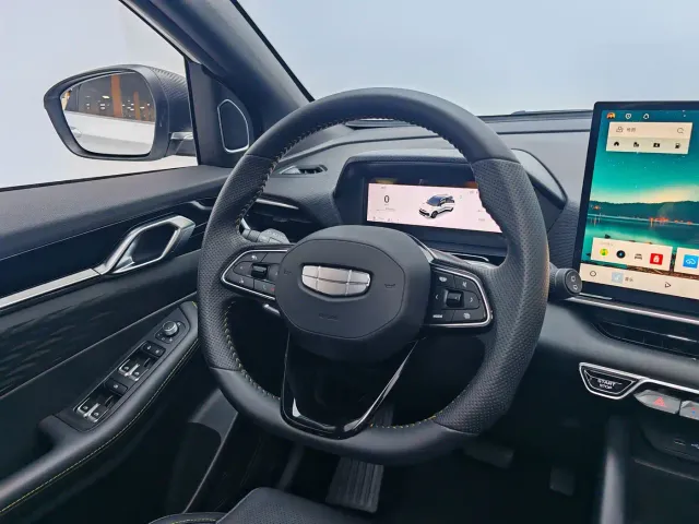 Geely Binyue — Фото автомобиля 16