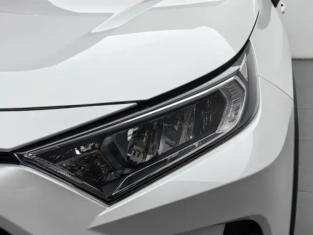 Toyota RAV4 — Фото автомобиля 7