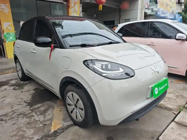 Wuling Bingo — Фото автомобиля 3
