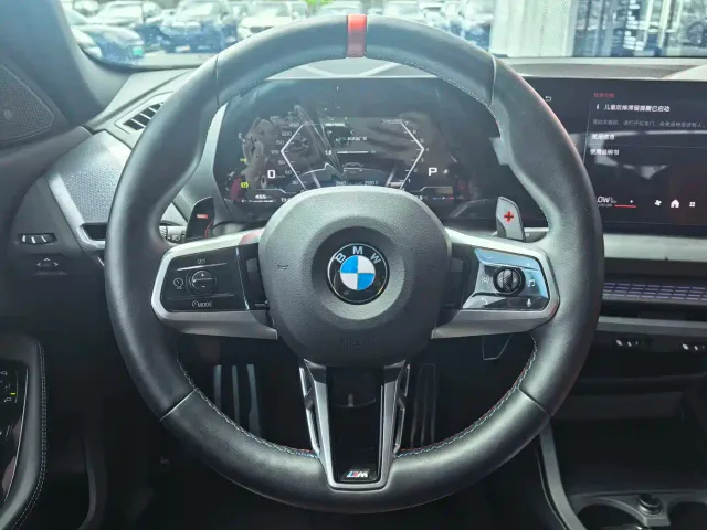 BMW M235L — Фото автомобиля 8