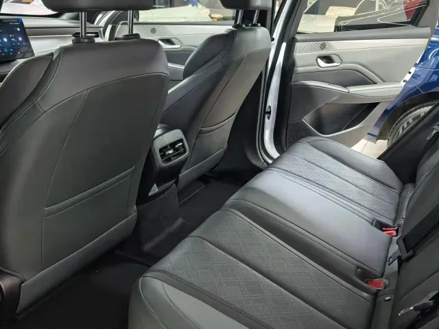 BYD Qin PLUS — Фото автомобиля 9