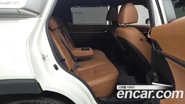 KG_Mobility_Ssangyong Torres Torres Бензин 1.5 2WD — Фото автомобиля 11