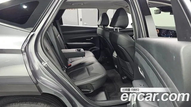Hyundai Tucson Новый Tucson (NX4) Бензин 1.6 турбо 2WD — Фото автомобиля 12