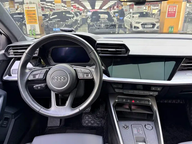 Audi A3 — Фото автомобиля 5