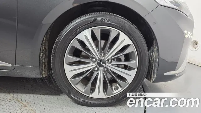 Kia K8 K8 Hybrid — Фото автомобиля 6