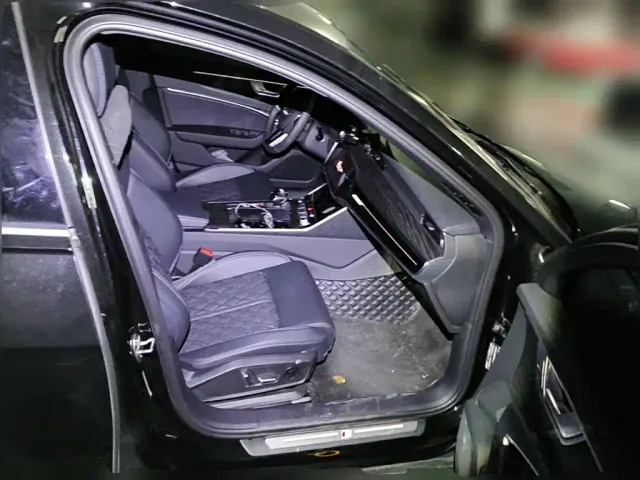 Audi A6L — Фото автомобиля 13