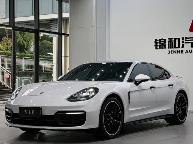 Porsche Panamera — Фото автомобиля 3