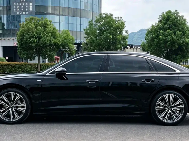 Audi A6L — Фото автомобиля 7