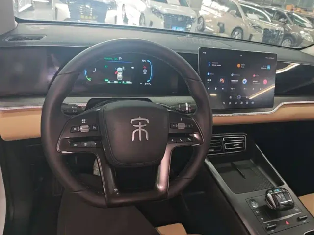 BYD Song Pro — Фото автомобиля 9