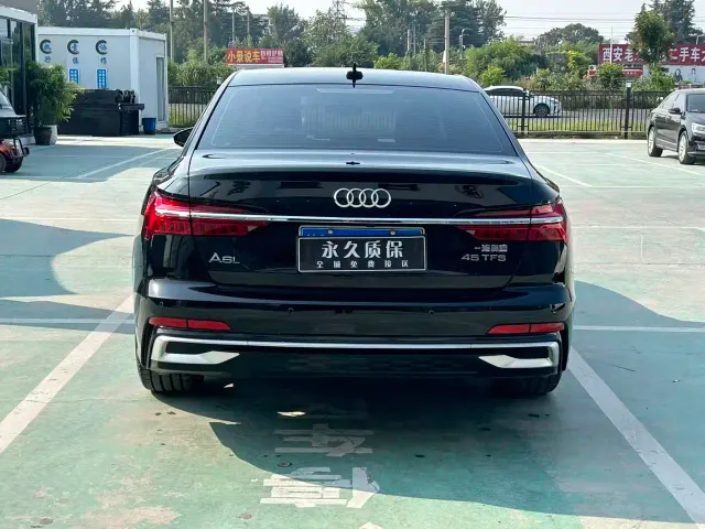 Audi A6L — Фото автомобиля 23