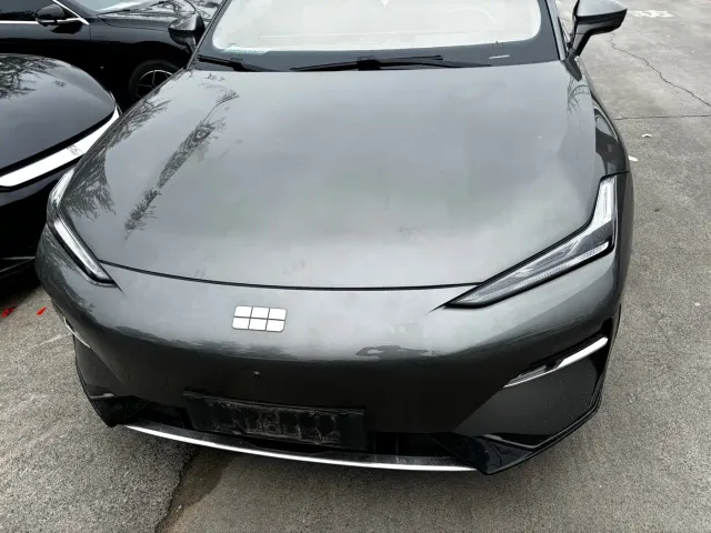 Geely Galaxy E8 — Фото автомобиля 2