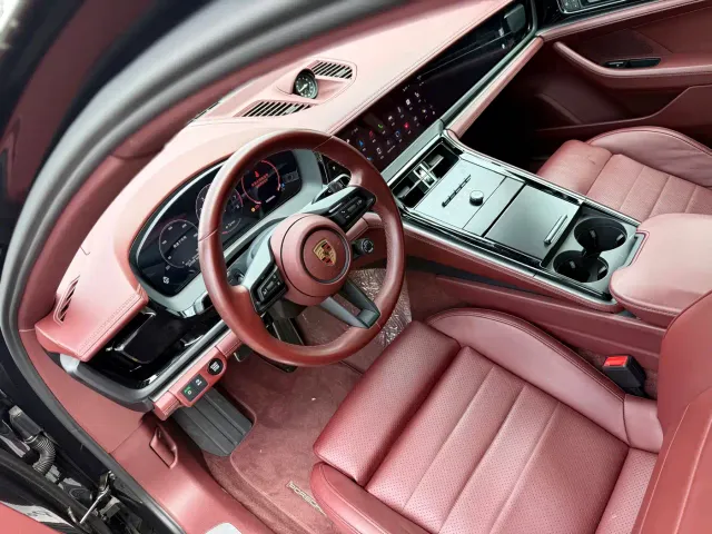 Porsche Panamera — Фото автомобиля 8