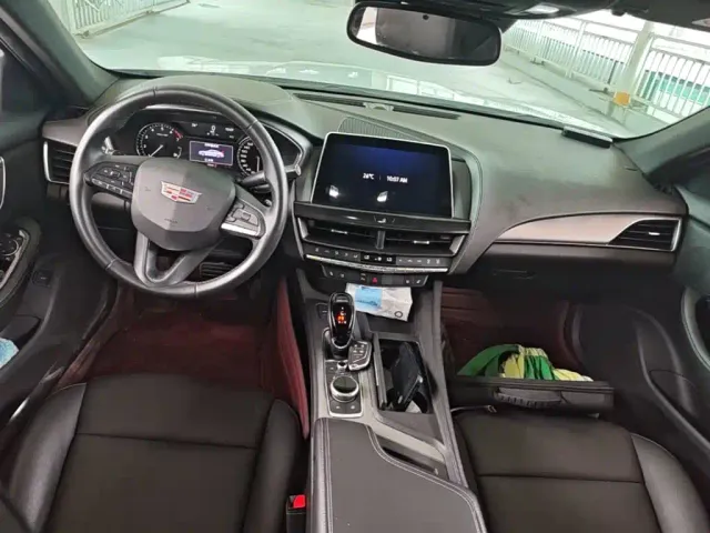 Cadillac CT5 — Фото автомобиля 9