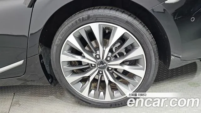 Kia K8 2.5 Бензин 2WD — Фото автомобиля 17