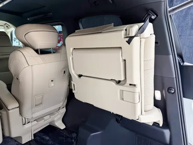 Toyota Alphard — Фото автомобиля 17