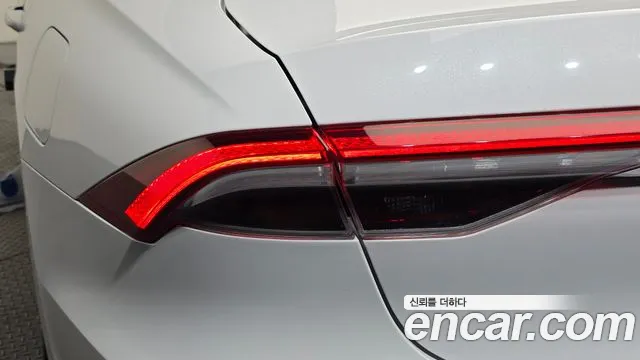 Hyundai Grandeur Grandeur (New) — Фото автомобиля 8