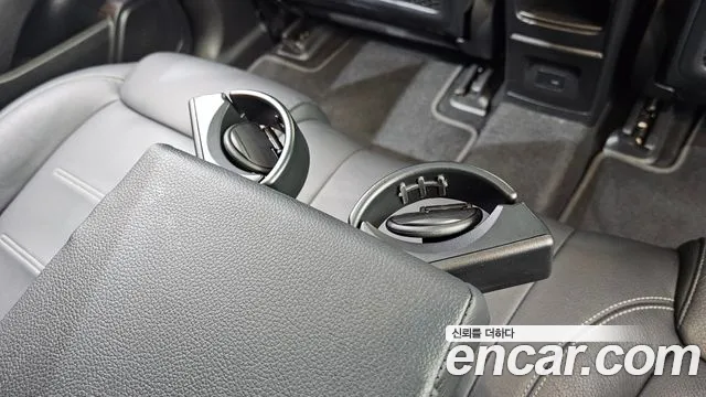 Mercedes-Benz EQA — Фото автомобиля 8