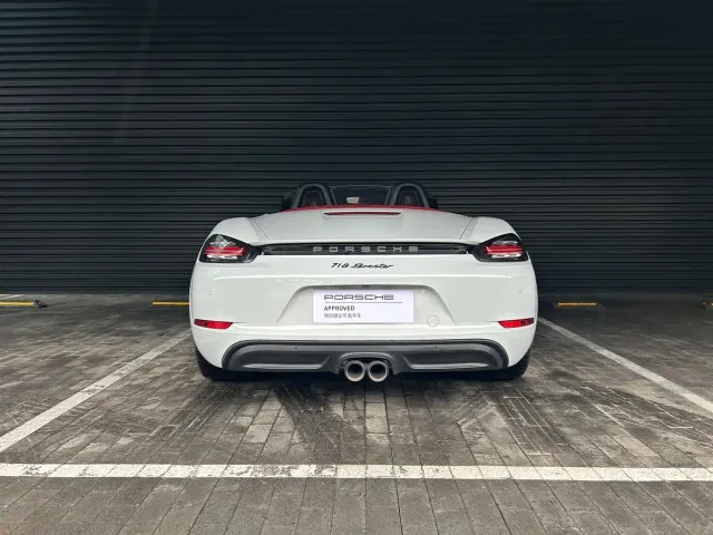 Porsche 718 — Фото автомобиля 5