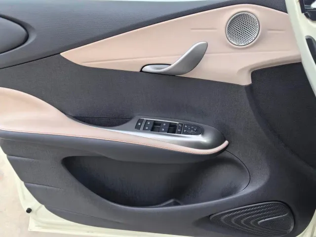 BYD Dolphin — Фото автомобиля 11