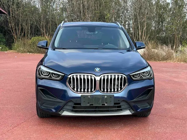BMW X1 — Фото автомобиля 2