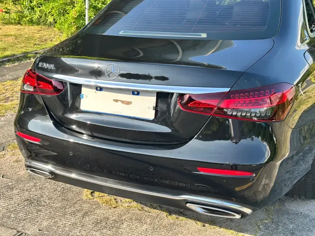 Mercedes-Benz E-Class — Фото автомобиля 19