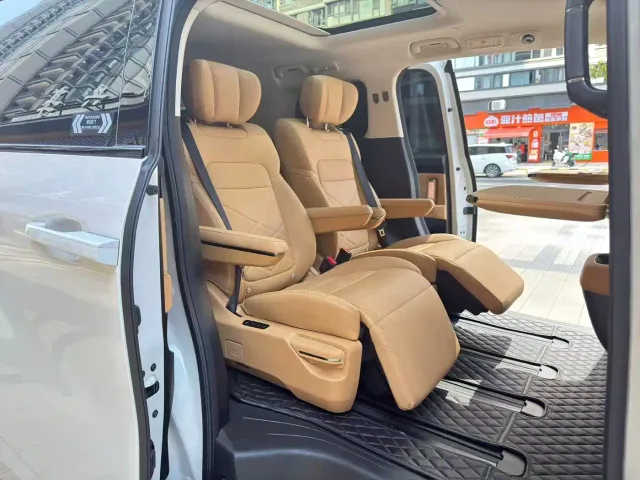 GAC Trumpchi E8 — Фото автомобиля 4