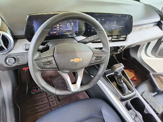 Chevrolet Monza — Фото автомобиля 9