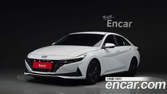 Фотография автомобиля — Hyundai Avante CN7