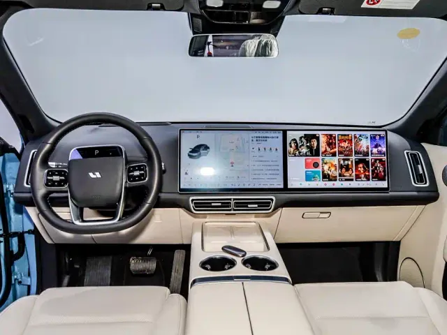 Li Auto L8 — Фото автомобиля 26