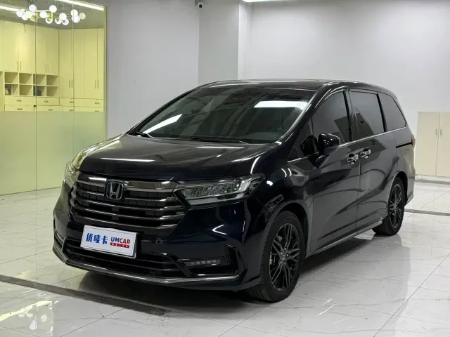 Фотография автомобиля — Honda Odyssey
