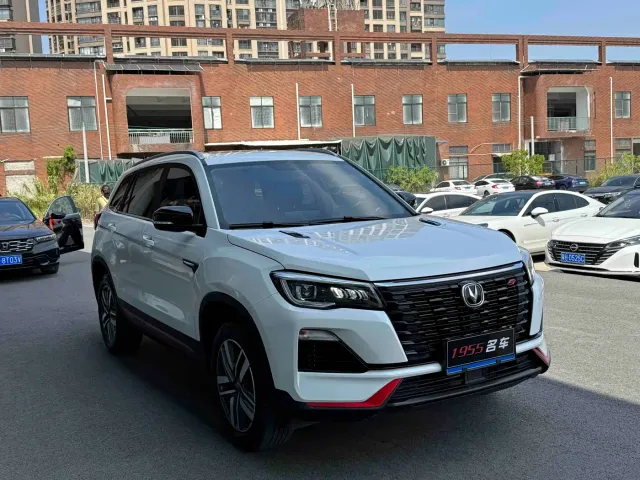 Changan CS75 — Фото автомобиля 3