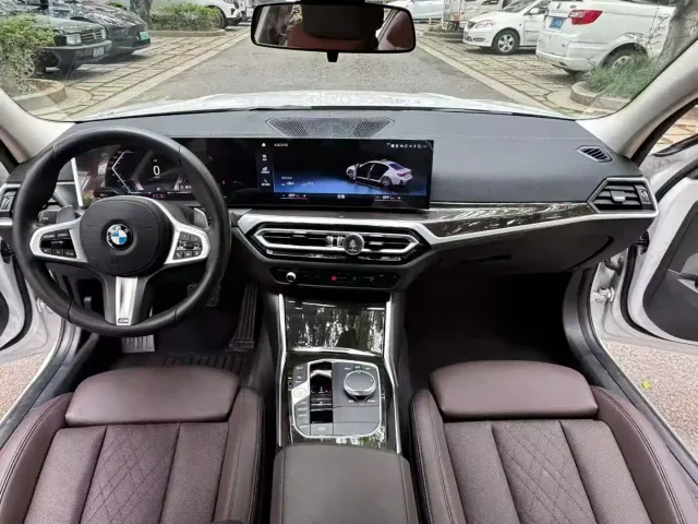 BMW 3 Series — Фото автомобиля 5