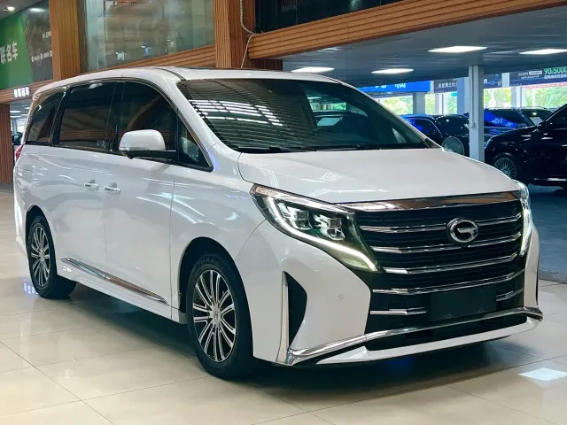 GAC Trumpchi M8 — Фото автомобиля 3
