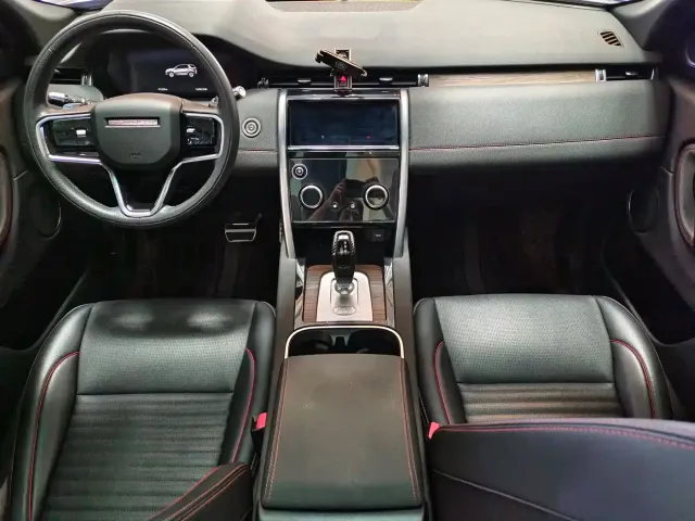 Land Rover Discovery Sport — Фото автомобиля 12