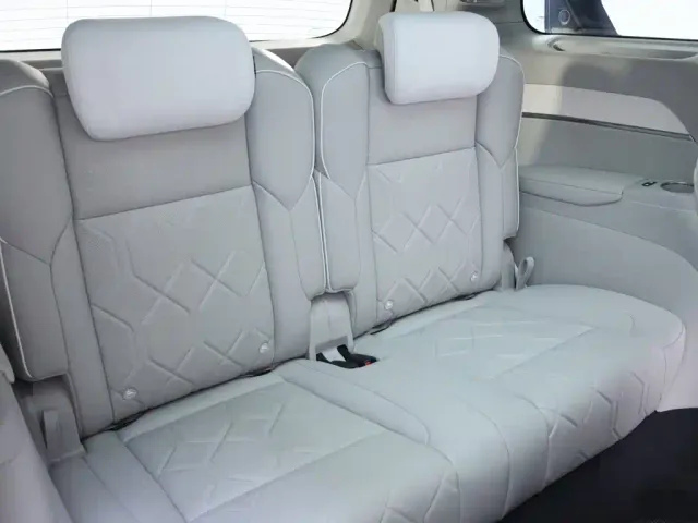 Volvo Volvo EM90 2025 Ultra Six-Seater — Фото автомобиля 24