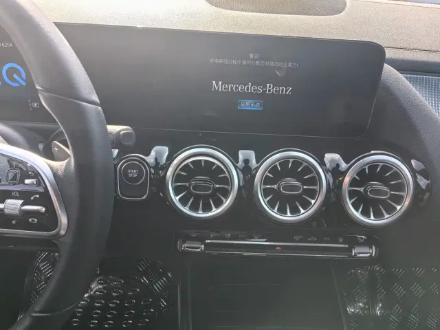 Mercedes-Benz EQA — Фото автомобиля 17