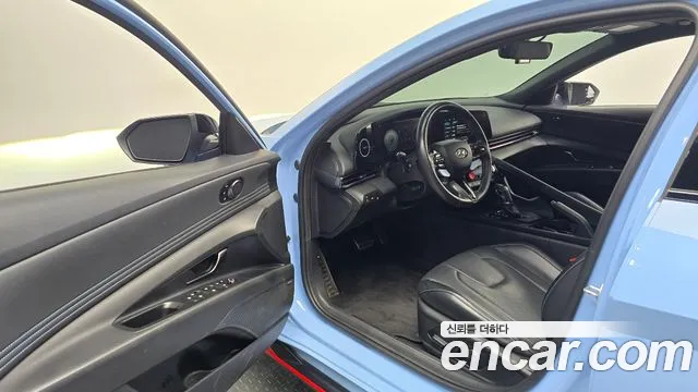 Hyundai Avante CN7 — Фото автомобиля 11