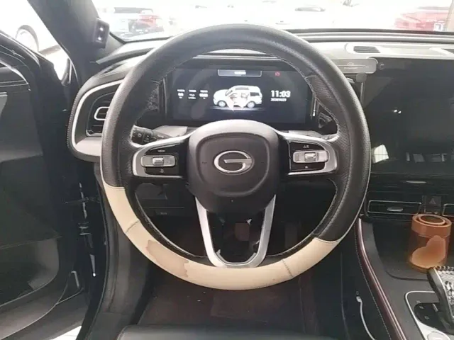 GAC Trumpchi GS8 — Фото автомобиля 10