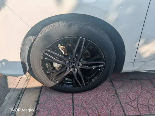 Honda Odyssey — Фото автомобиля 8