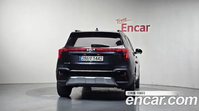 Kia Seltos Новый Seltos Бензин 2.0 2WD — Фото автомобиля 4